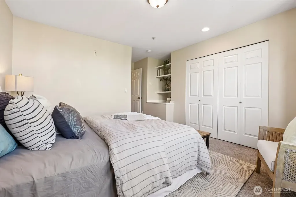 2680 139th Ave SE Bellevue WA 98005