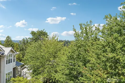 2680 139th Ave SE Bellevue WA 98005