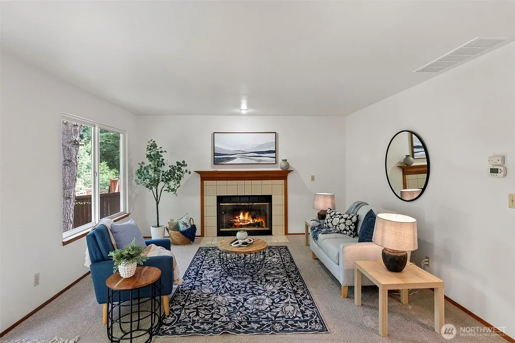 10913 Crocus Place NW Silverdale WA 98383