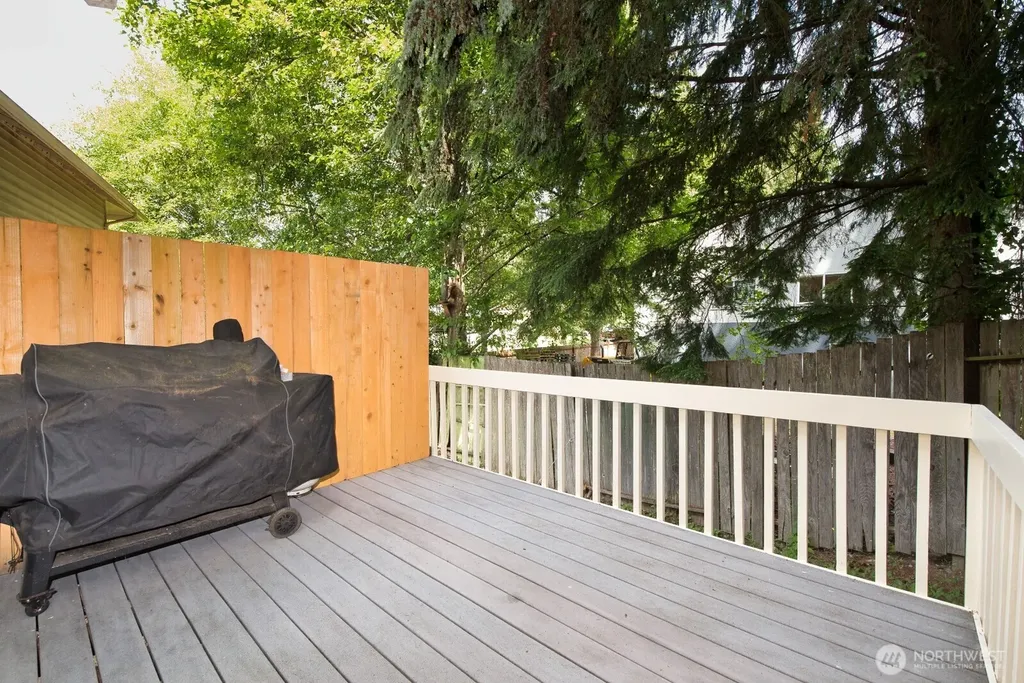1347 Jasmine Lane Bremerton WA 98311