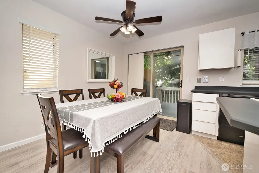 1347 Jasmine Lane Bremerton WA 98311