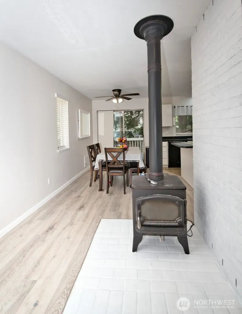 1347 Jasmine Lane Bremerton WA 98311
