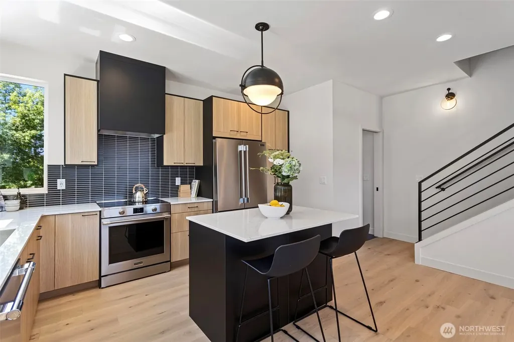 4428 Dayton Avenue N Seattle WA 98103