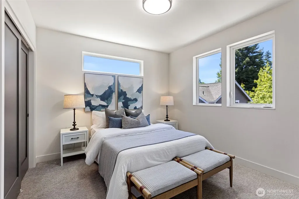 4428 Dayton Avenue N Seattle WA 98103