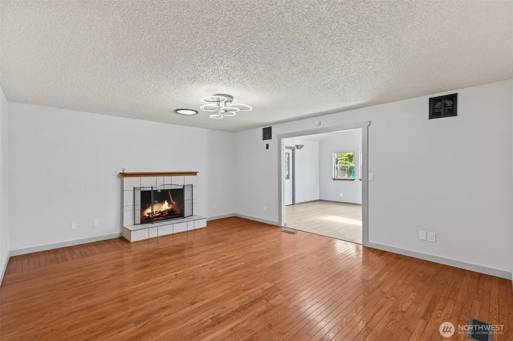 17010 16th Avenue E Spanaway WA 98387