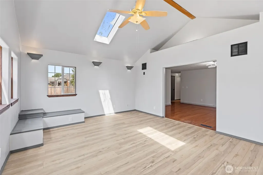 17010 16th Avenue E Spanaway WA 98387