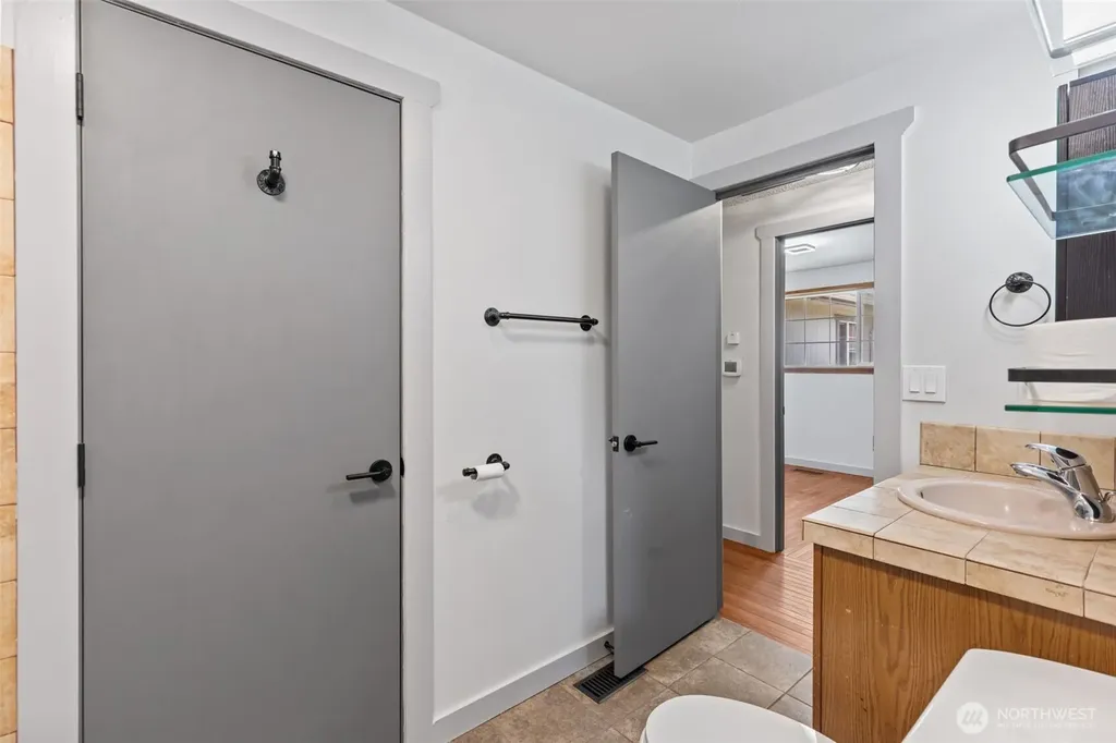 17010 16th Avenue E Spanaway WA 98387