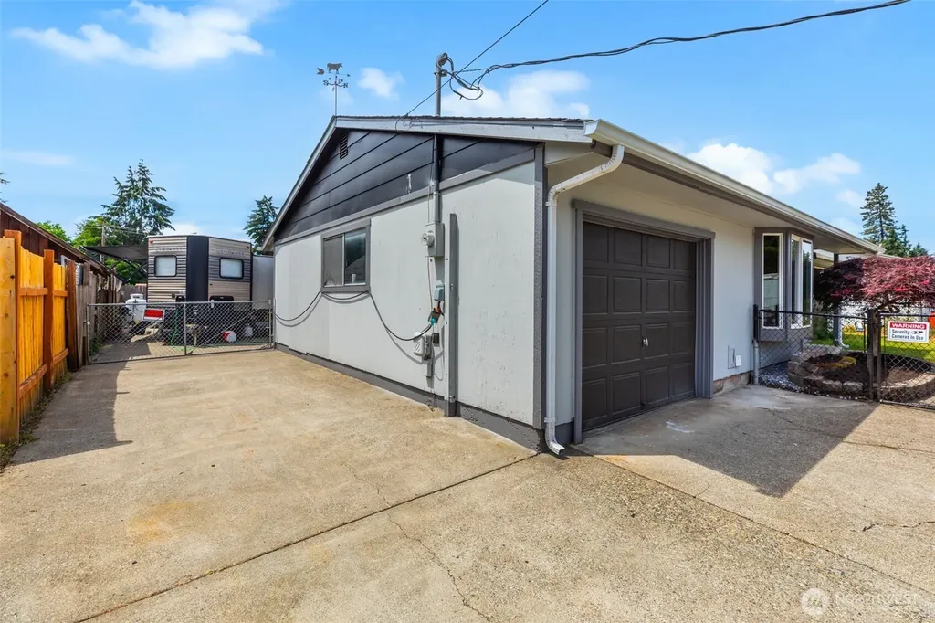 17010 16th Avenue E Spanaway WA 98387