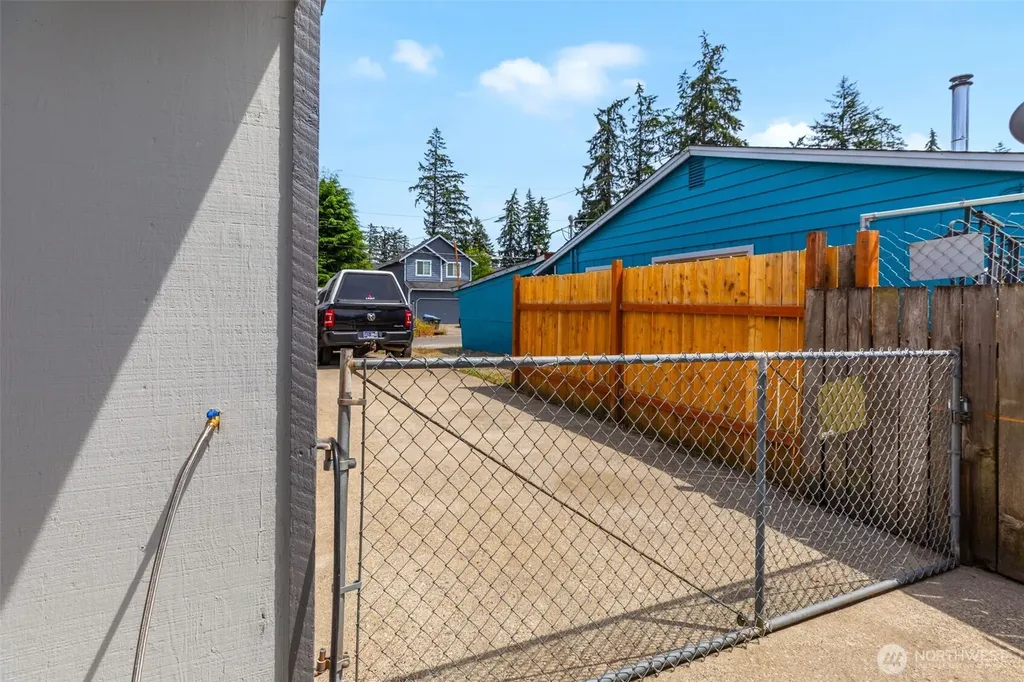 17010 16th Avenue E Spanaway WA 98387