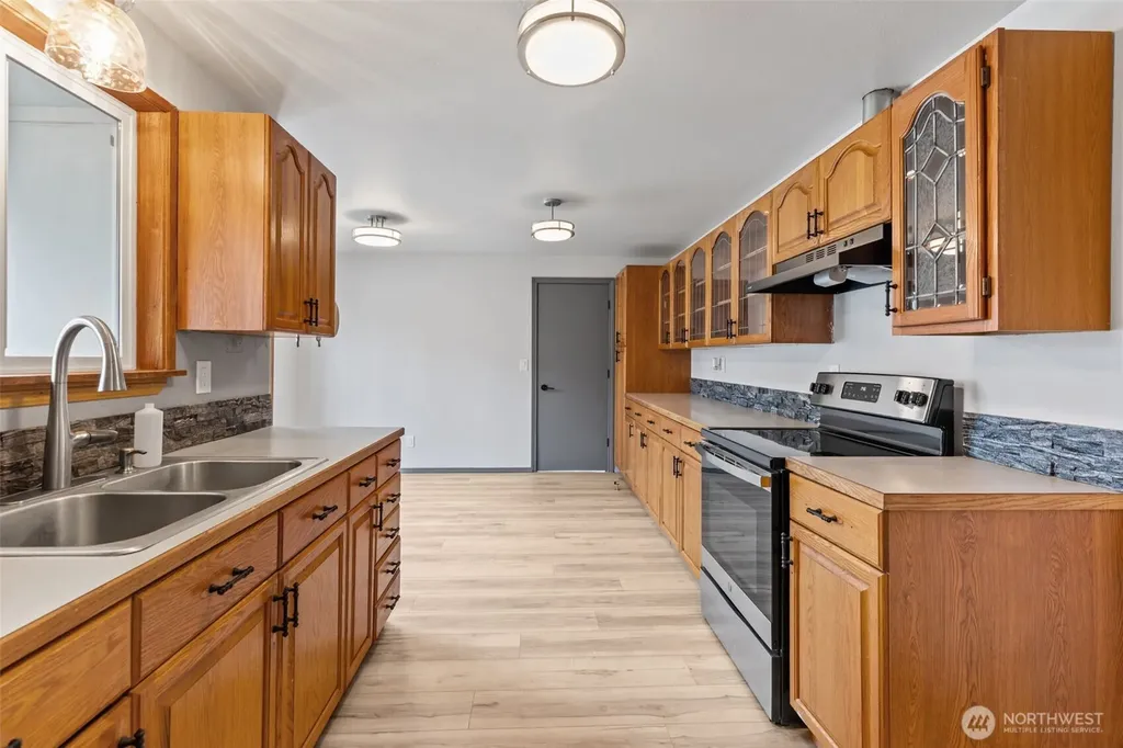 17010 16th Avenue E Spanaway WA 98387