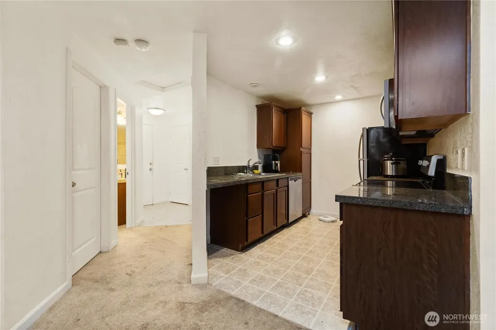 9917 Holly Drive Everett WA 98204