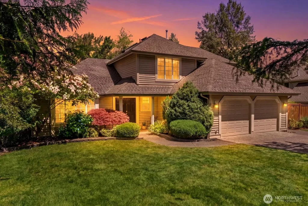 1030 NW Inneswood Drive Issaquah WA 98027
