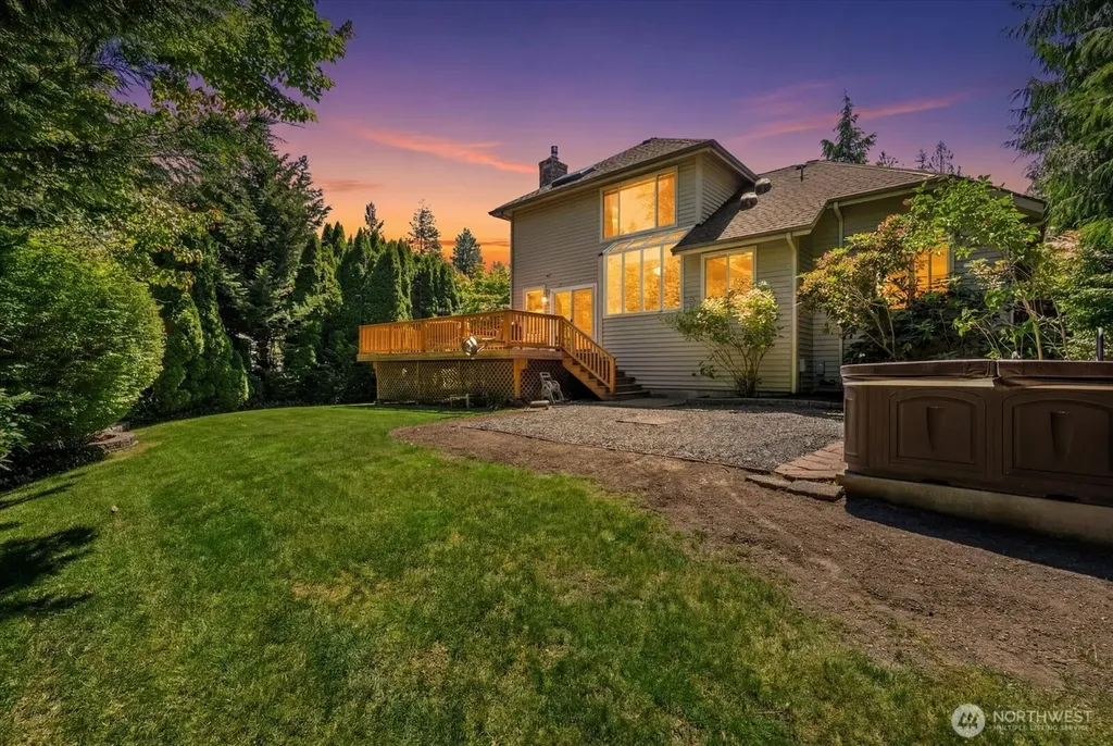1030 NW Inneswood Drive Issaquah WA 98027