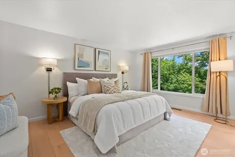 1030 NW Inneswood Drive Issaquah WA 98027