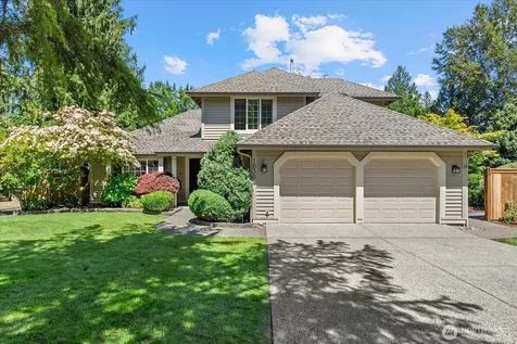 1030 NW Inneswood Drive Issaquah WA 98027