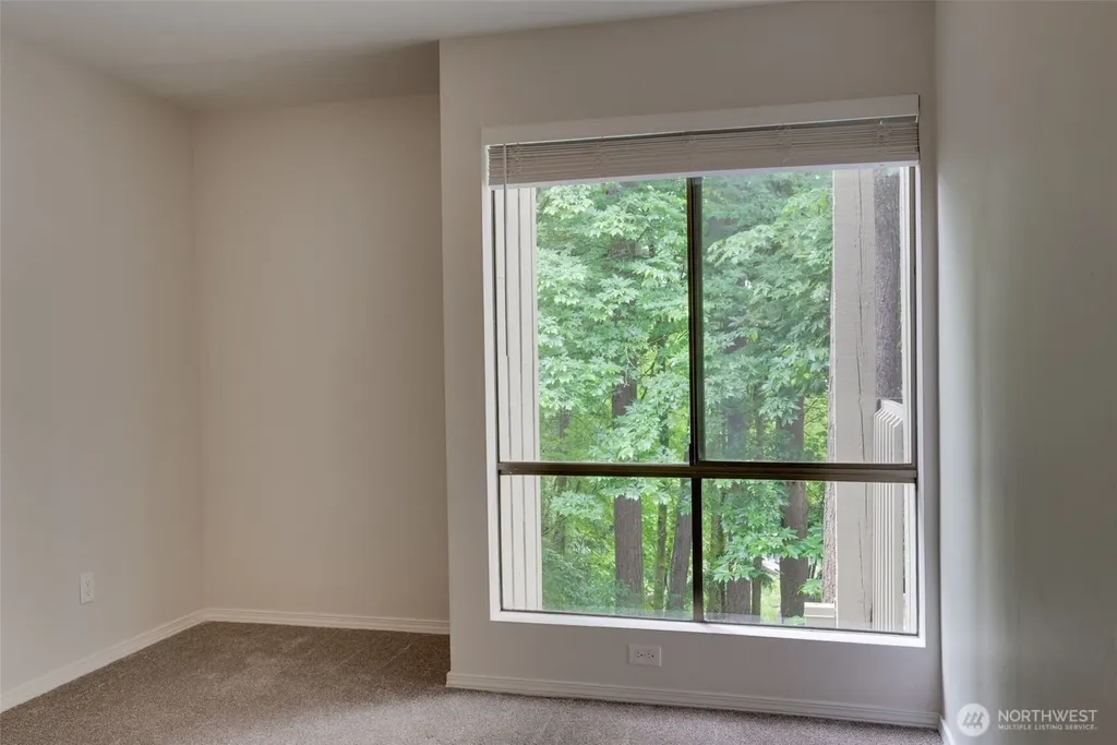 10819 NE 37th Place Bellevue WA 98004