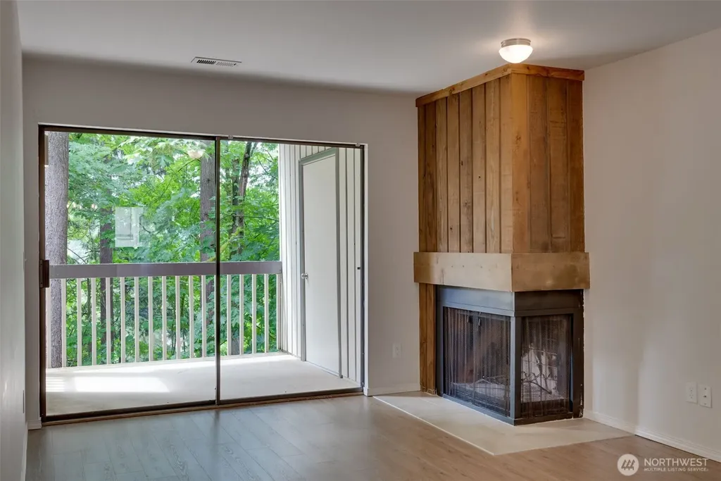 10819 NE 37th Place Bellevue WA 98004