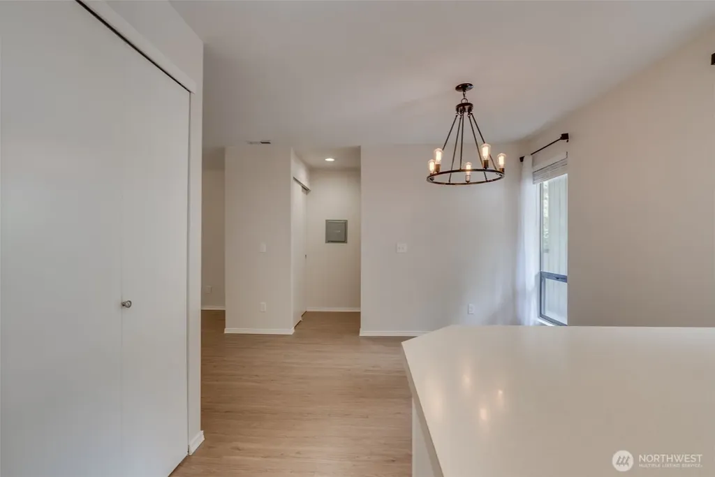 10819 NE 37th Place Bellevue WA 98004