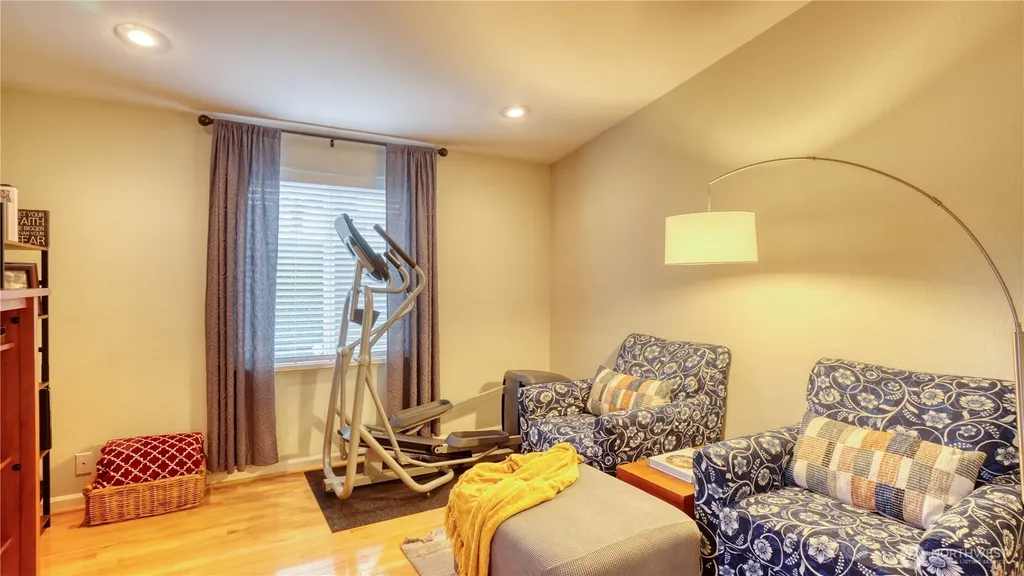 5726 88th Street Ct E Puyallup WA 98371