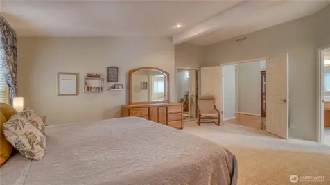 5726 88th Street Ct E Puyallup WA 98371