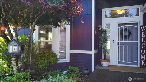 5726 88th Street Ct E Puyallup WA 98371
