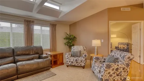 5726 88th Street Ct E Puyallup WA 98371