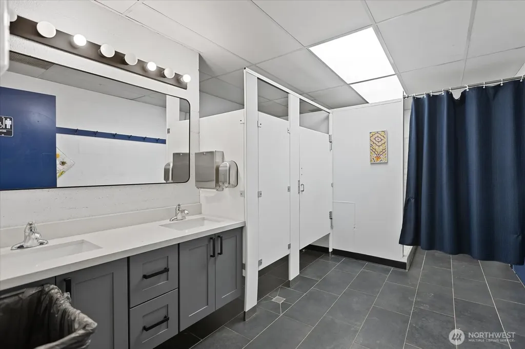2143 N Northlake Way Seattle WA 98103