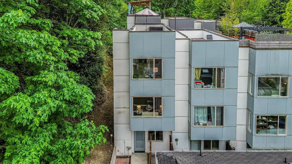 7748 Delridge Way SW Seattle WA 98106