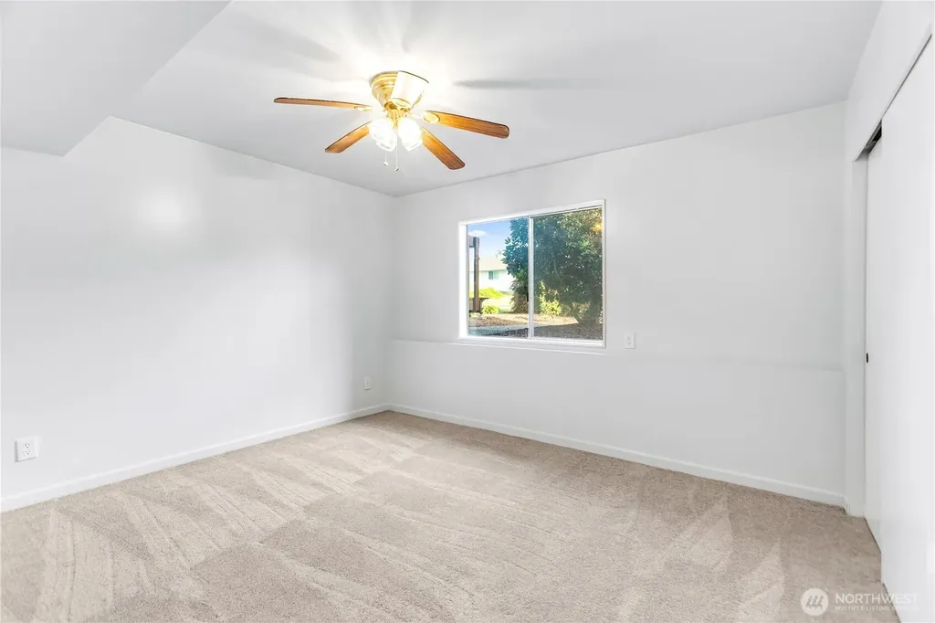 5200 S 302nd Place Auburn WA 98001