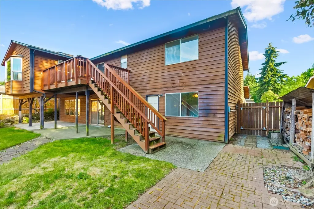 5200 S 302nd Place Auburn WA 98001