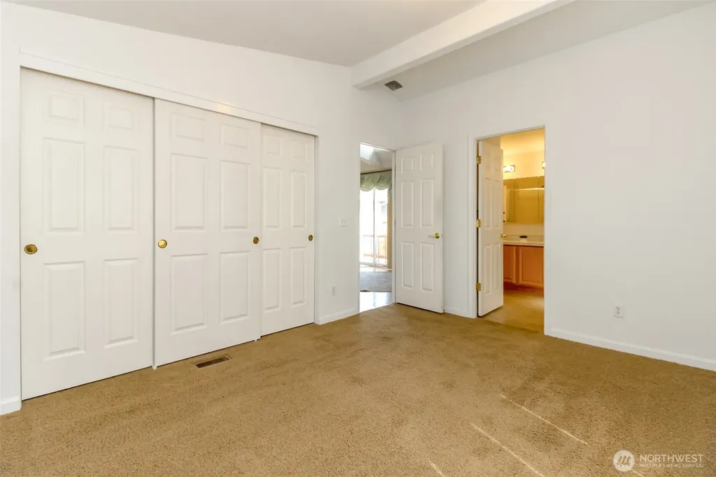 24112 221st Place SE Maple Valley WA 98038