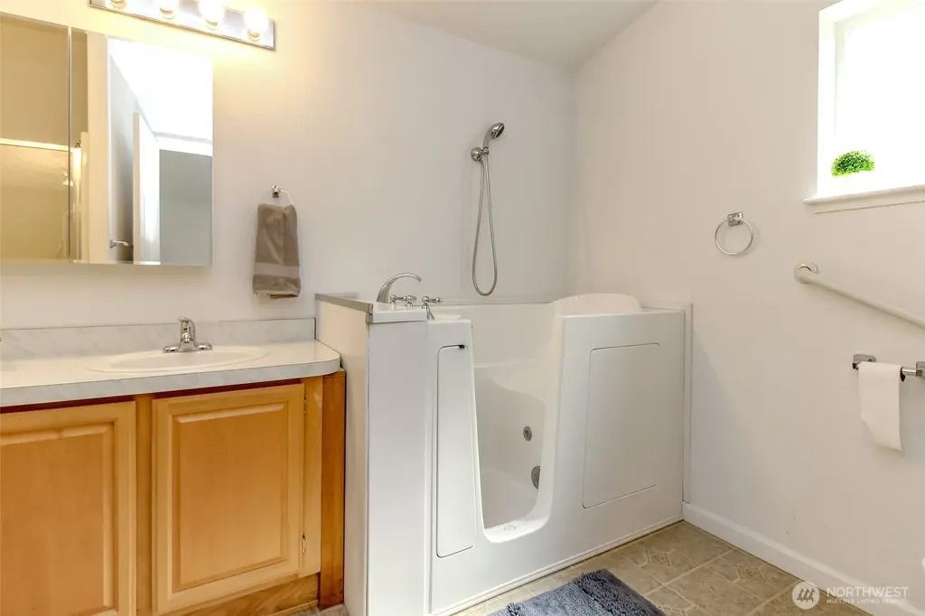 24112 221st Place SE Maple Valley WA 98038