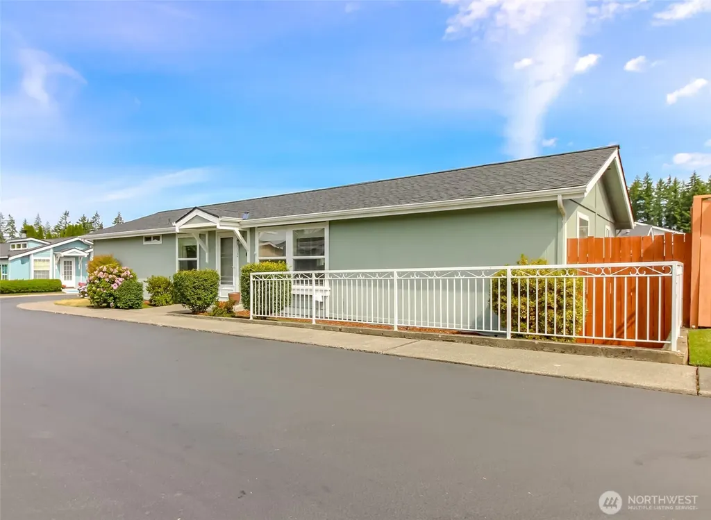 24112 221st Place SE Maple Valley WA 98038