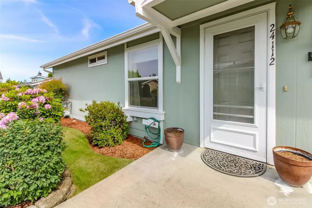 24112 221st Place SE Maple Valley WA 98038