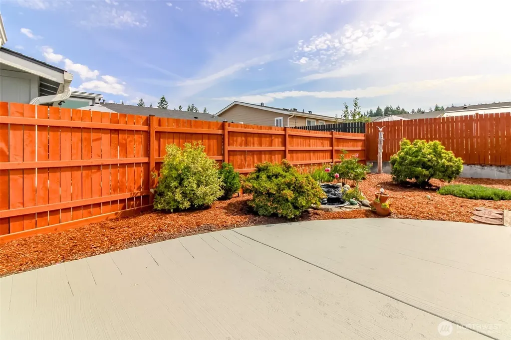24112 221st Place SE Maple Valley WA 98038