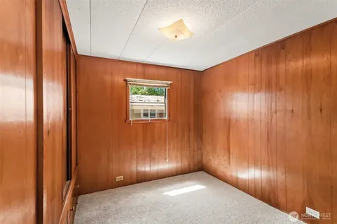 10515 Woodinville Drive Bothell WA 98011
