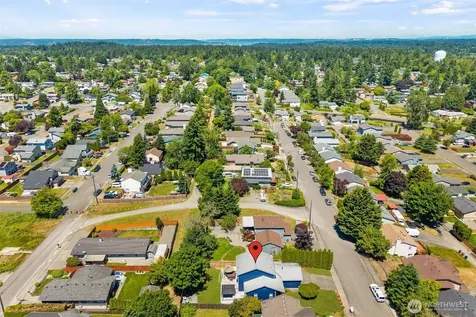 2938 58th Avenue NE Tacoma WA 98422