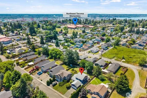 2938 58th Avenue NE Tacoma WA 98422