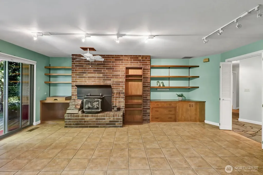 7605 279th Place NW Stanwood WA 98292