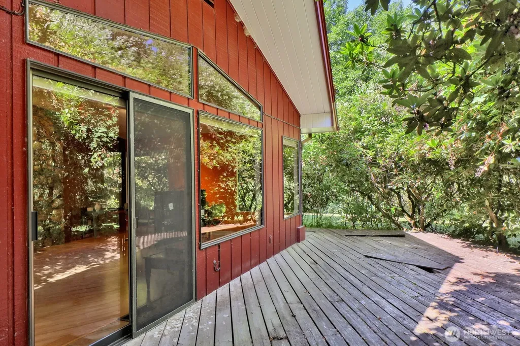 7605 279th Place NW Stanwood WA 98292