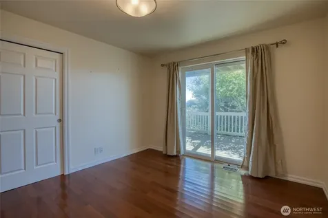 36 Duke Lane Pacific Beach WA 98571