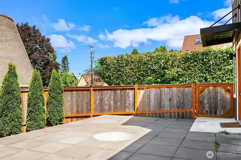 7747 2nd Avenue NE Seattle WA 98115