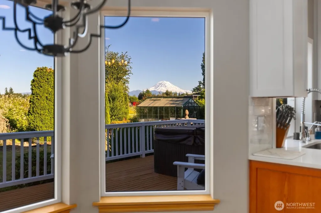 3605 214th Avenue E Lake Tapps WA 98391