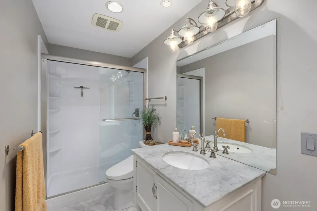 3605 214th Avenue E Lake Tapps WA 98391