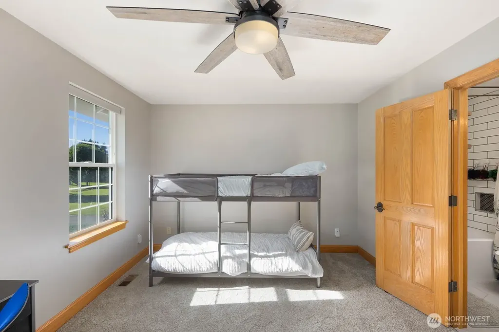 3605 214th Avenue E Lake Tapps WA 98391