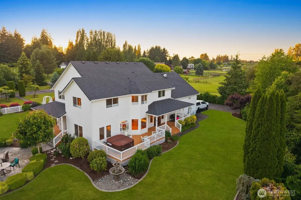 3605 214th Avenue E Lake Tapps WA 98391
