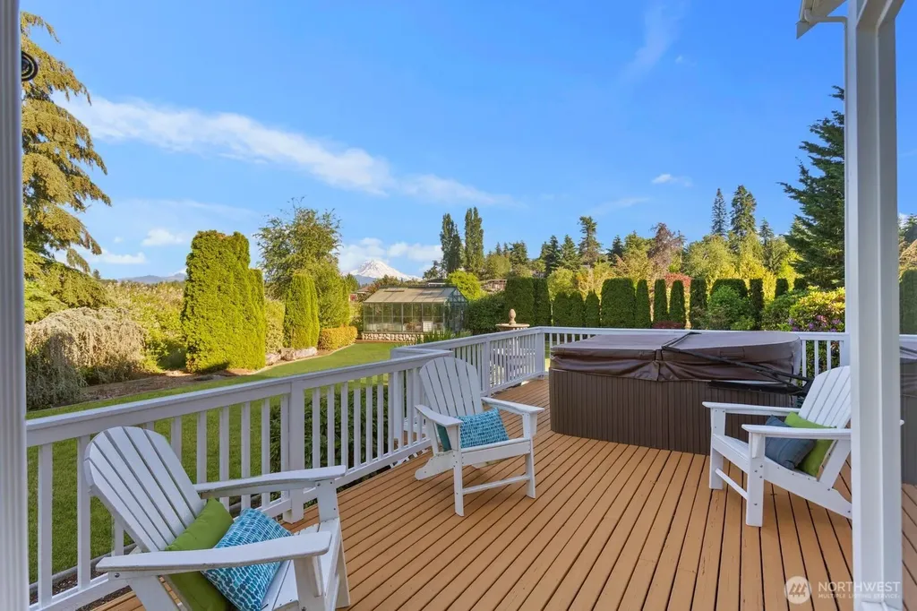 3605 214th Avenue E Lake Tapps WA 98391