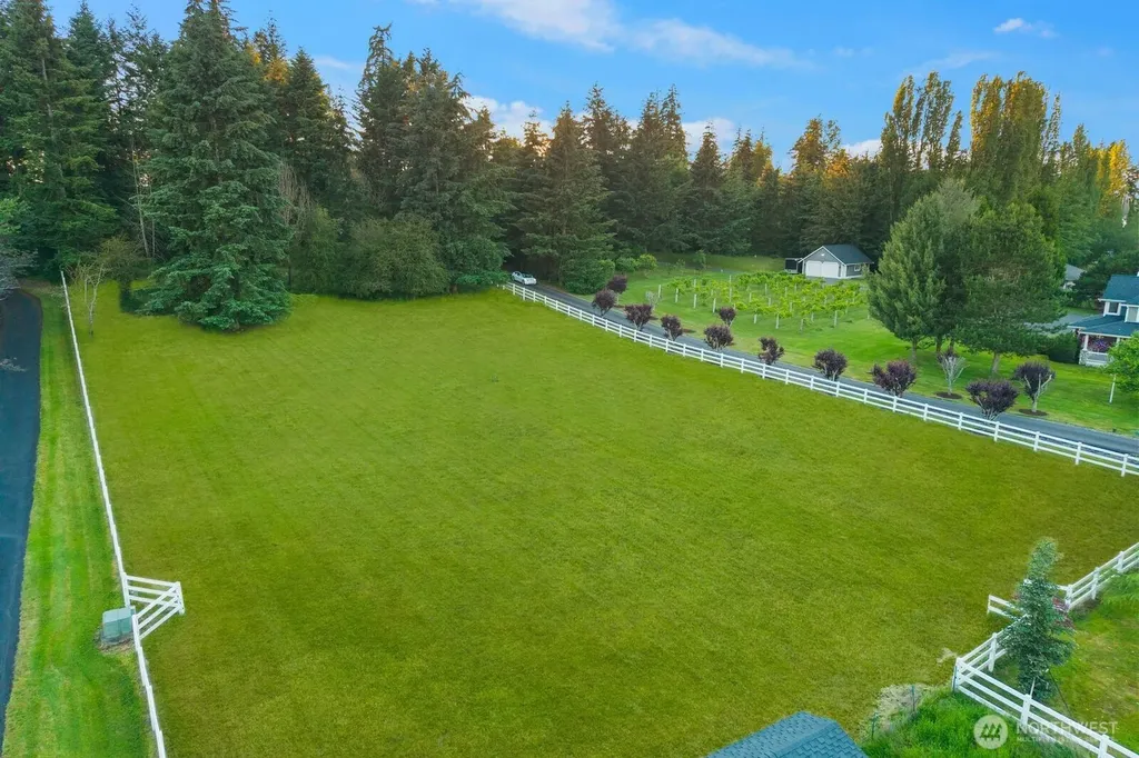 3605 214th Avenue E Lake Tapps WA 98391