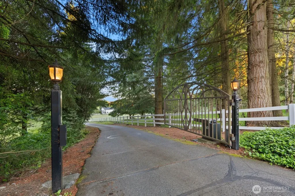 3605 214th Avenue E Lake Tapps WA 98391