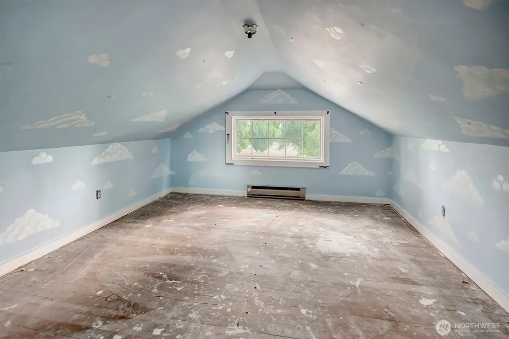 1918 N 115th Street Seattle WA 98133